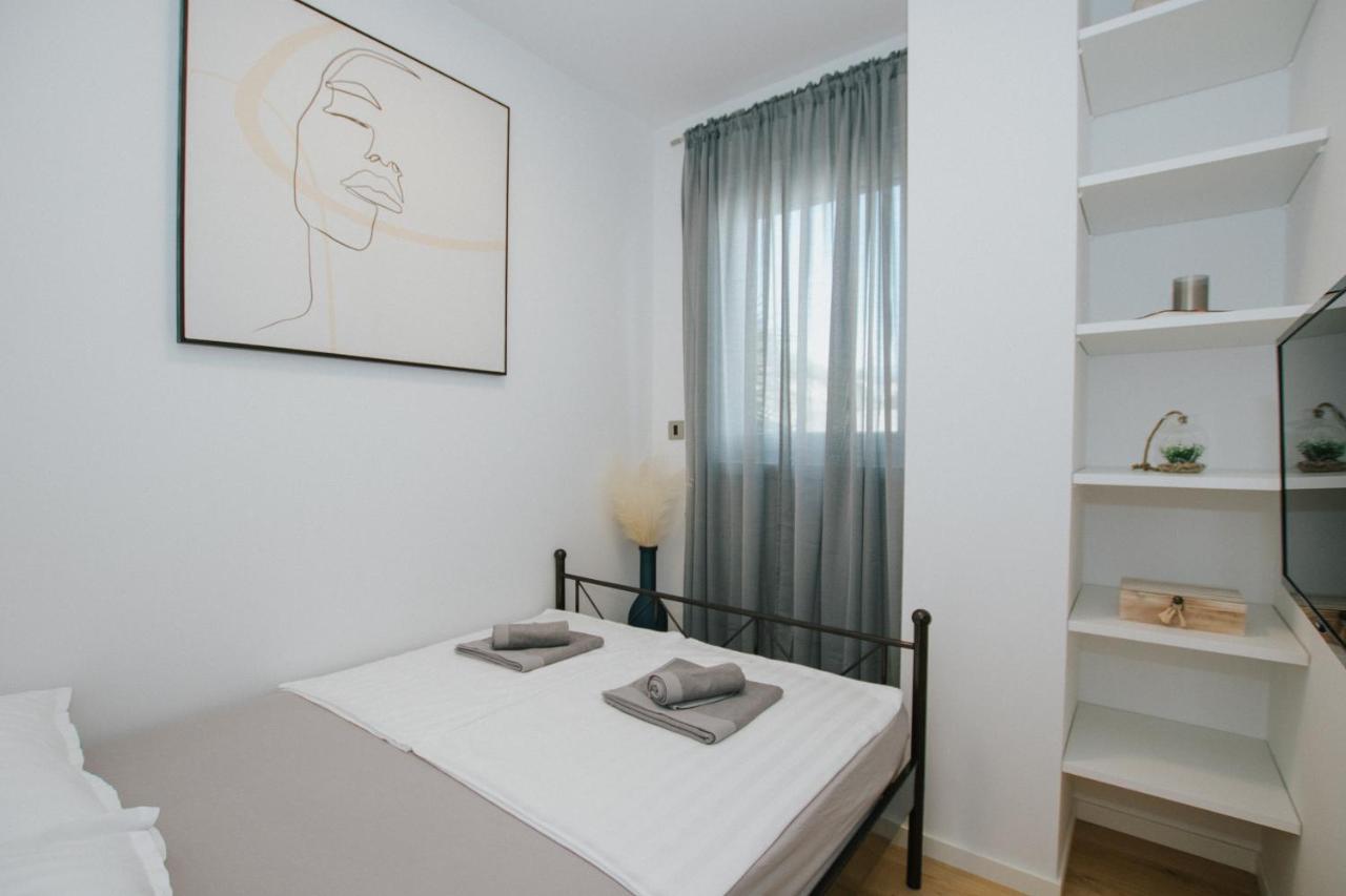 Apartment Sea Villa 5 Split Bagian luar foto